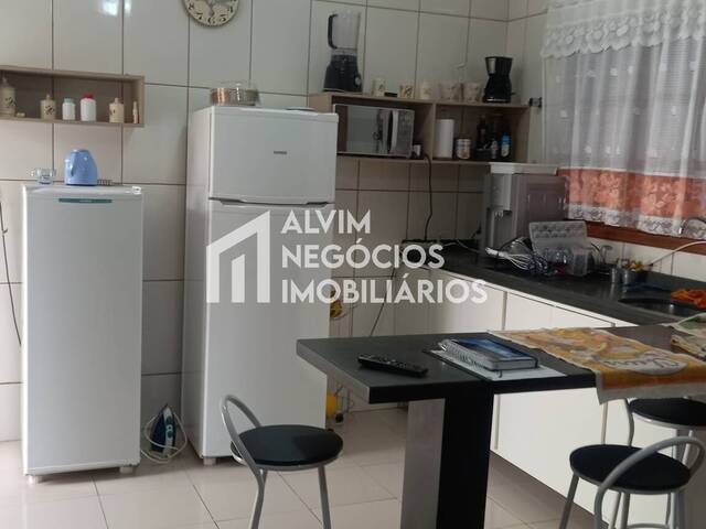 Casa para Venda em São José dos Campos - 4